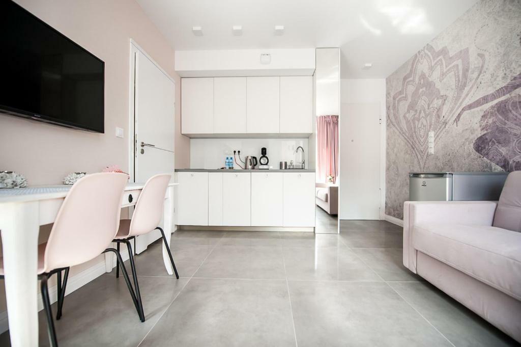 Amelia Suite Gdańsk Buitenkant foto